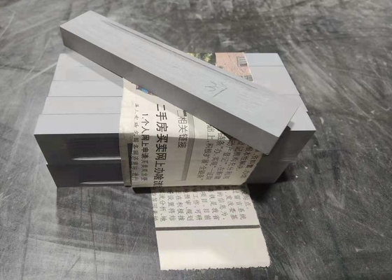 Barca ceramica di superficie liscia su misura di evaporazione per il film metallizzato