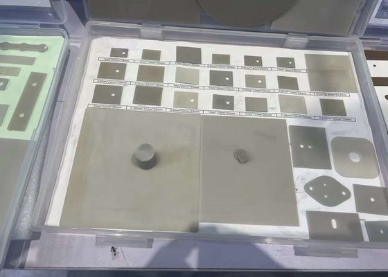 Tolleranza 0,005 mm Substrato ceramico per l'optocomunicazione Disco di nitruro di alluminio per il pacchetto IGBT