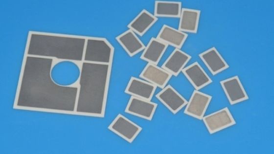 DBC Substrato ceramico Legamento diretto lamiera di rame per IGBT Alta durezza eccellente resistenza alla corrosione garantita