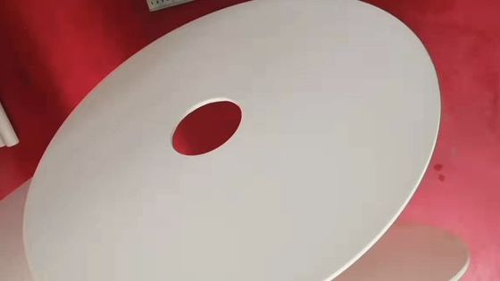Alta purezza 99,7% Al2O3 Ceramica con resistenza e densità 3.8-3.9 G/cm3 per un'efficienza ottimale