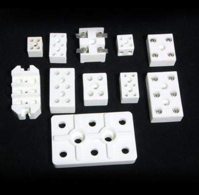 Isolanti del connettore del blocchetto terminali della ceramica della steatite di Palo 24A di temperature elevate 2 o 3